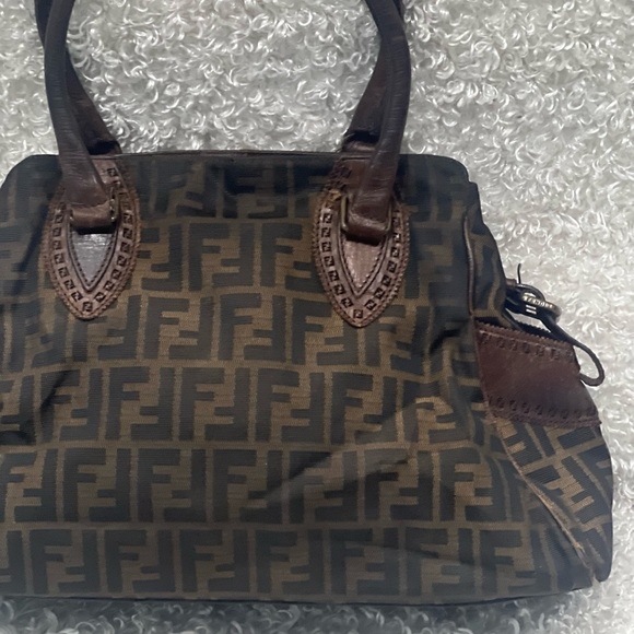 FENDI Tobacco Zucca Chef De Jour Canvas/Leather Medium Tote Bag - Picture 3 of 16